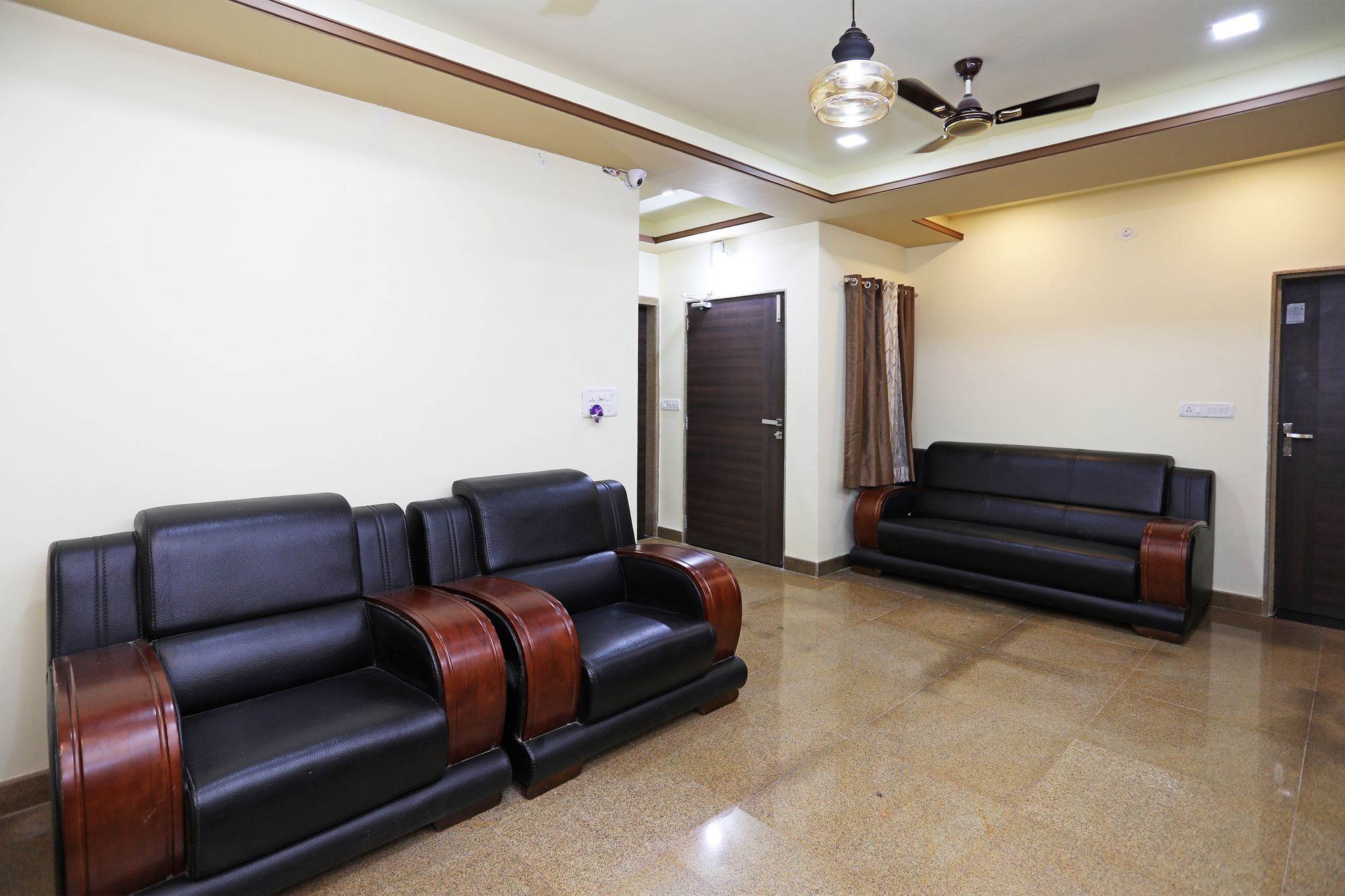 Oyo 9428 Hill View Room Goverdhan Vilas Udaipur Eksteriør bilde