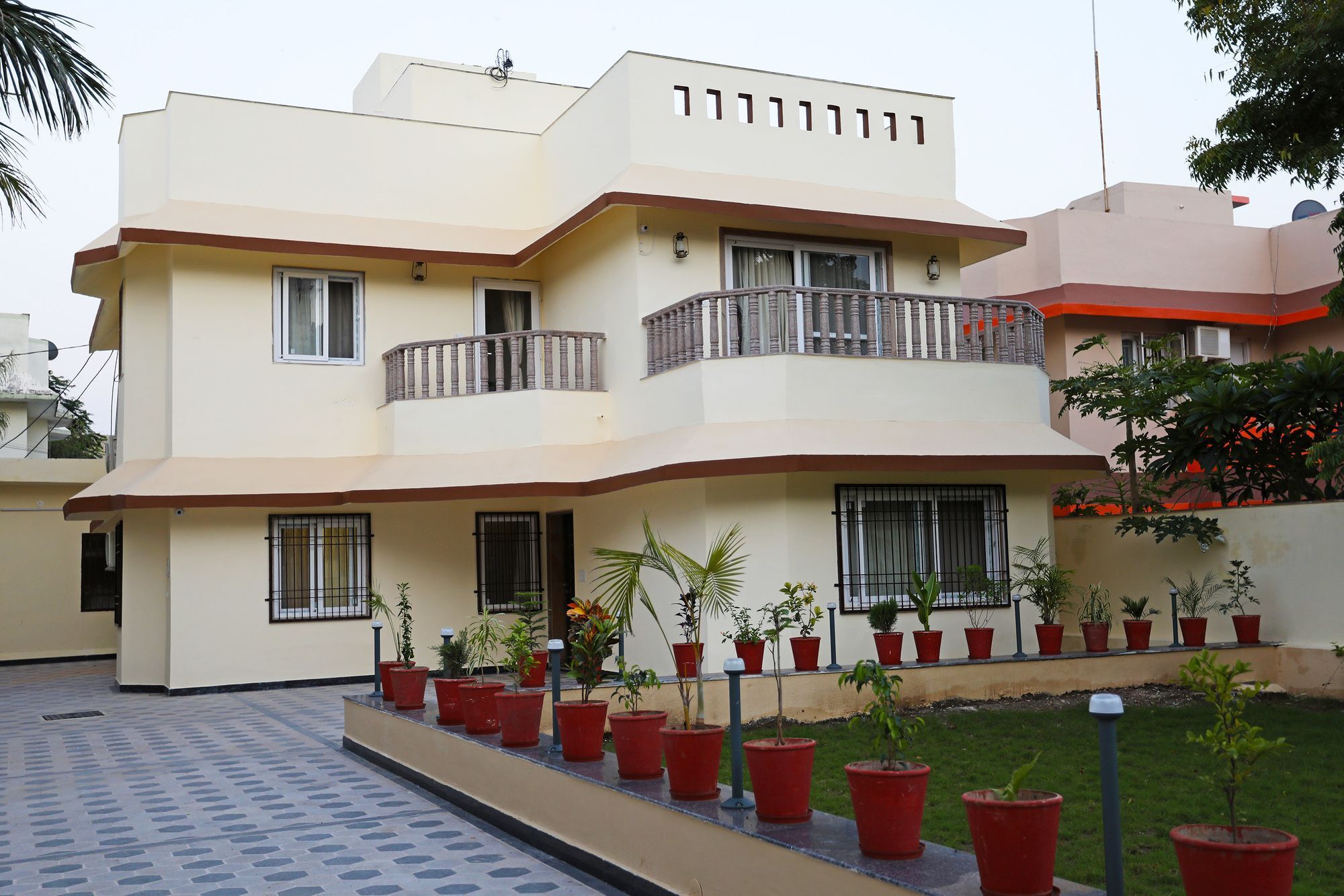 Oyo 9428 Hill View Room Goverdhan Vilas Udaipur Eksteriør bilde